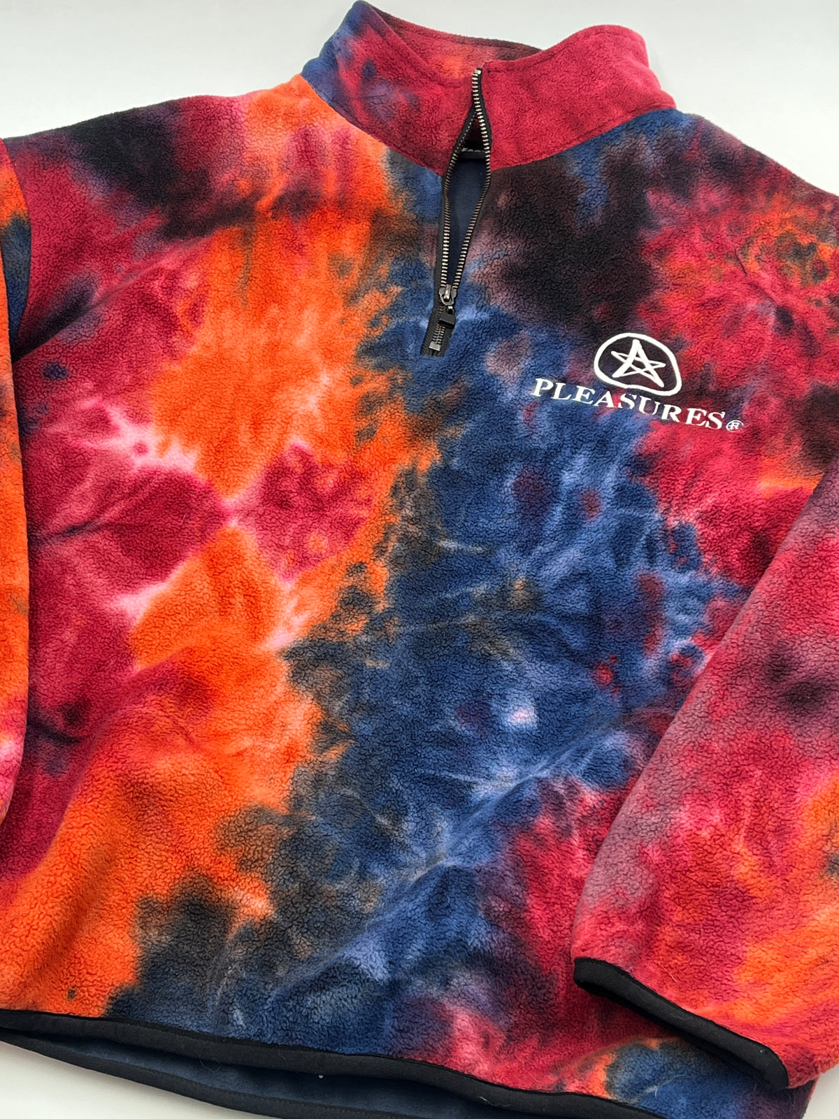 Pleasures Fleece Pullover