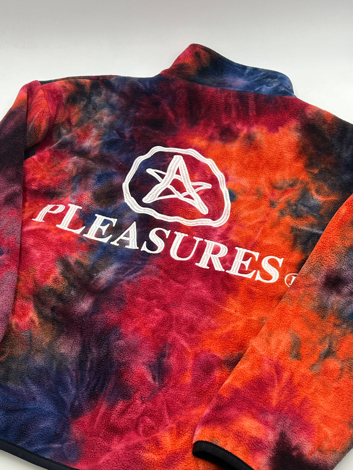 Pleasures Fleece Pullover